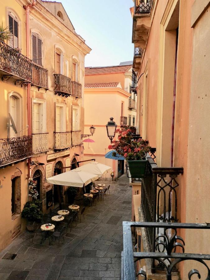 Nel Cuore Del Centro Storico Con Comfort E Stile Διαμέρισμα Iglesias Εξωτερικό φωτογραφία